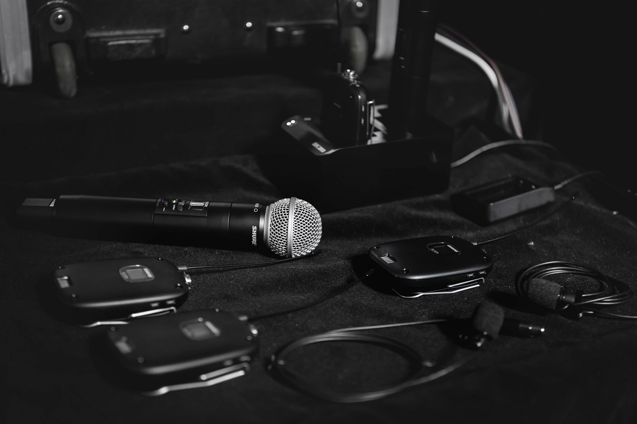 SLXD_System_Backstage_Environment_Desat.png